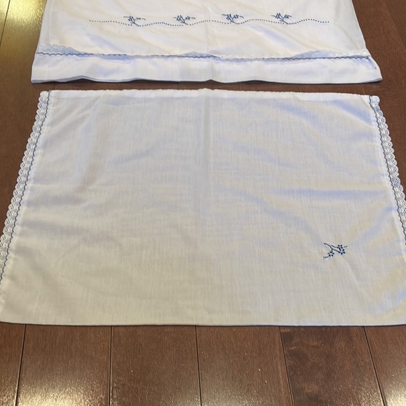 Vintage Toddler Sheet and Pillowcase - Picture 4 of 7